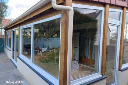 Extension terrasse couvert à Ville du Bois, au sud de Paris, dans l'Essonne, en Île-de-France (3)
